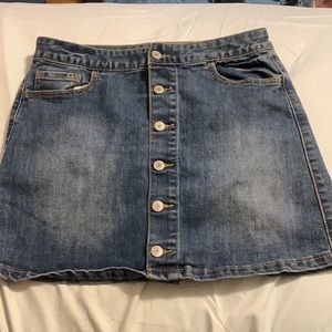 Denim skirt